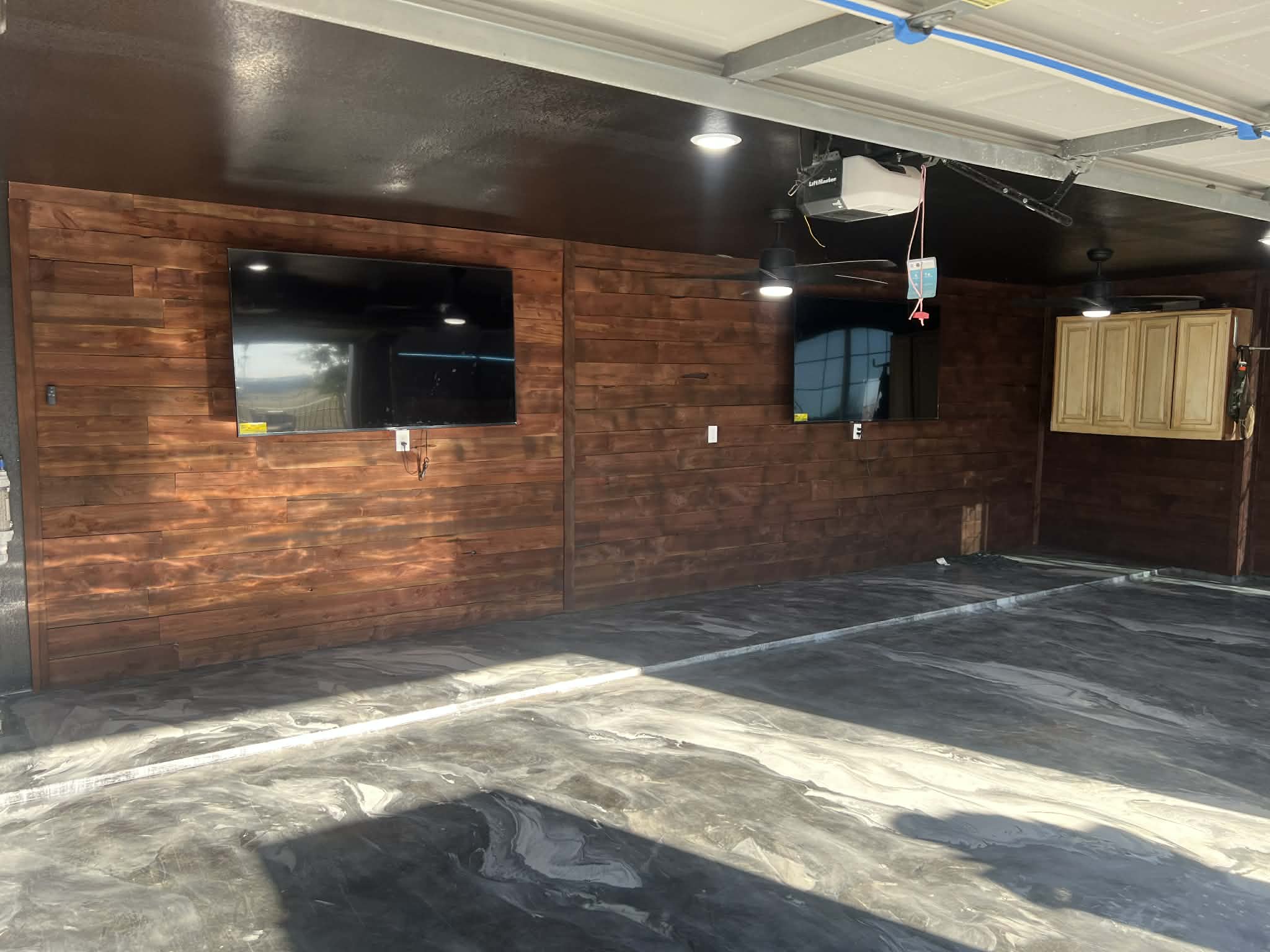 19a88a42-0c28-4634-b224-5429b50ea9a5