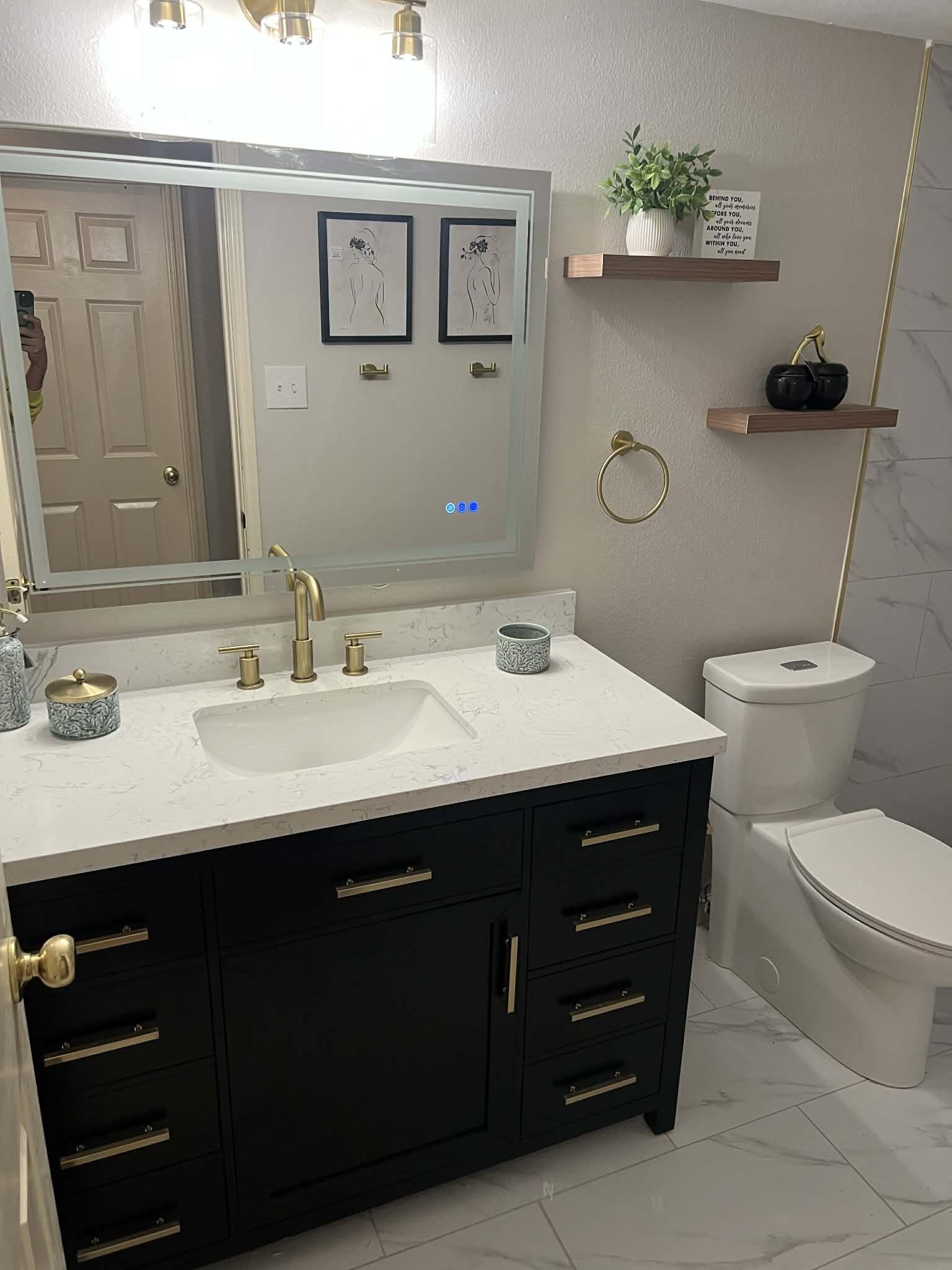 8f667538-7e2b-49ba-bd5a-ad2307f54673